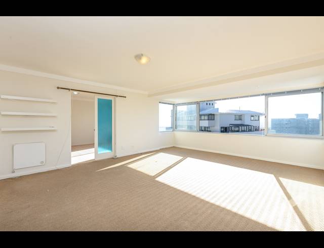 2 BEDROOM APARTMENT RENTED IN THREE ANCHOR BAY